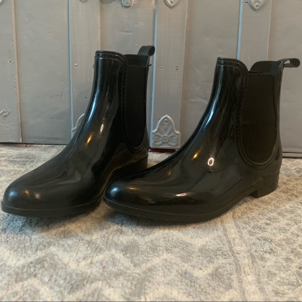 Chelsea rain boots